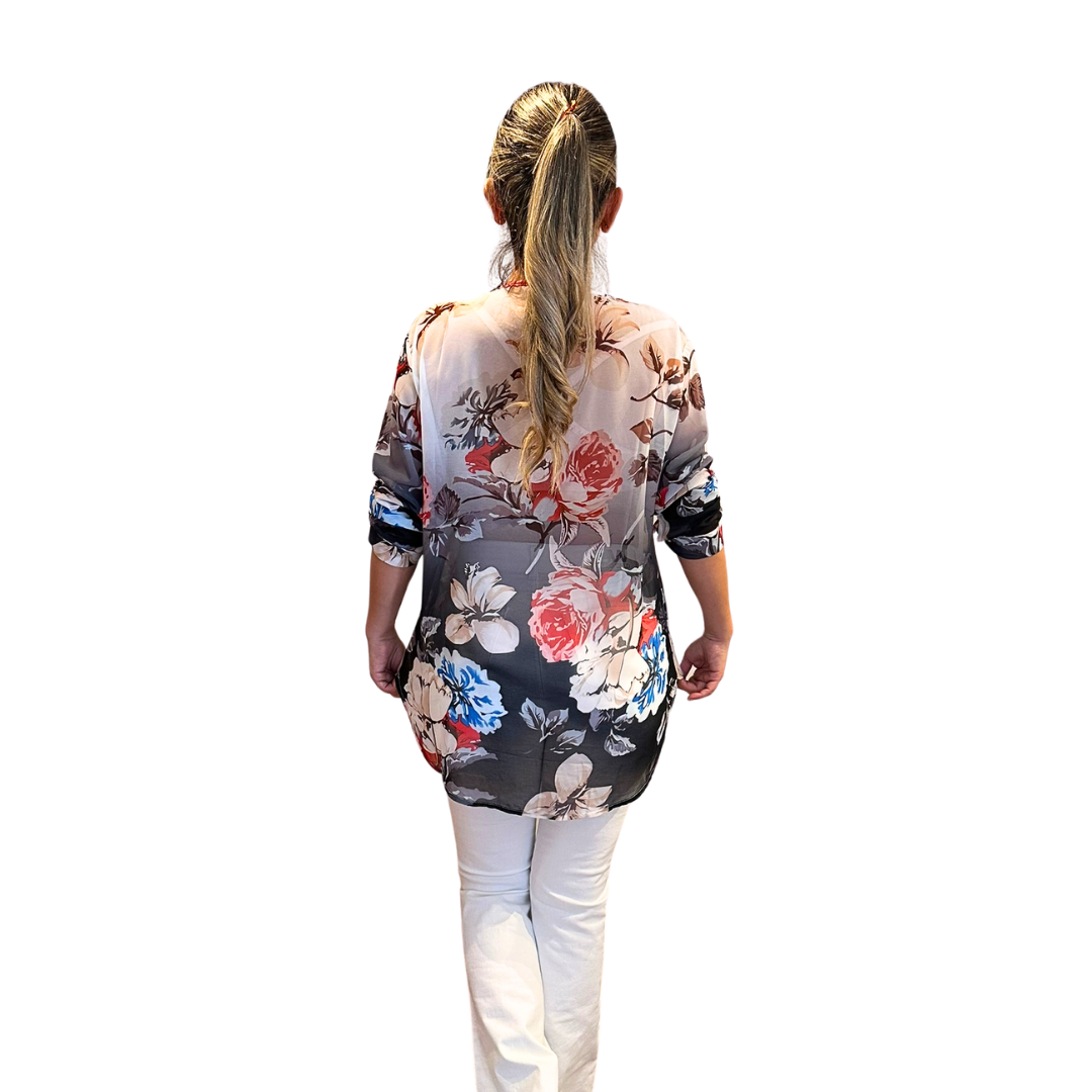 Blusa gasa negro floreada 2
