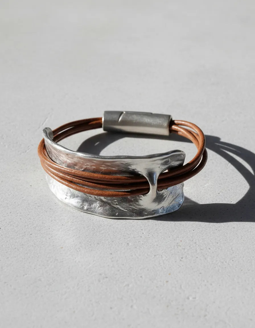 Pulsera Metal y Cuero - Café oscuro