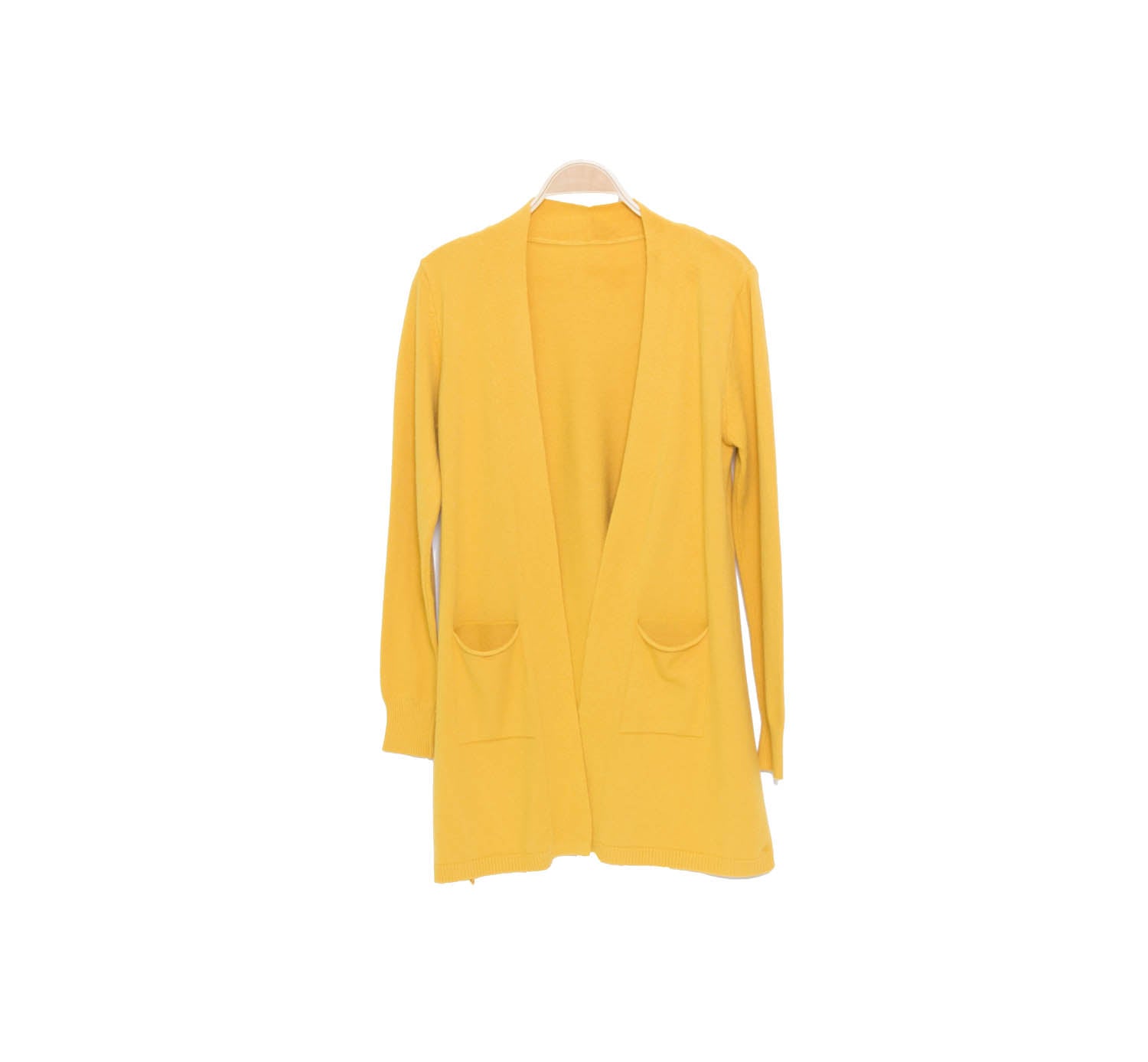 Tapado 8129 - Amarillo - Pecho 96 Largo 82 Mangas 63 cm aprox
