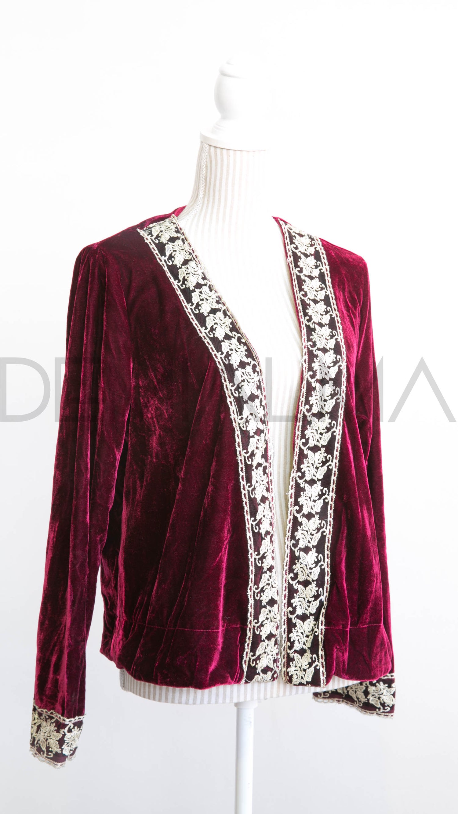 Chaqueta Plush 106 - DEMIALMA