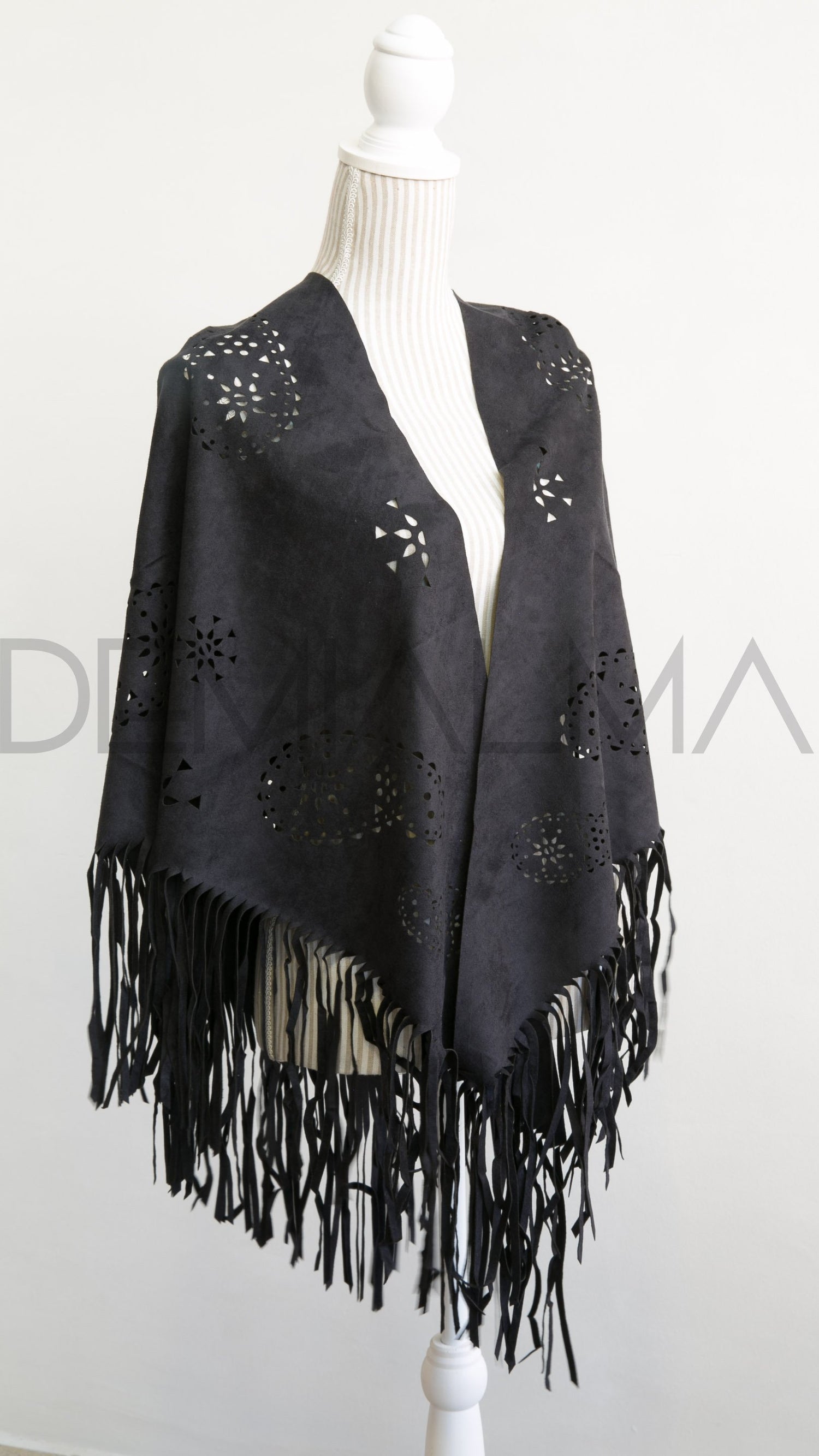 Tapado Gamuza Negro 002
