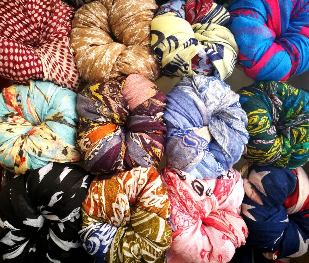 50 Pañuelos Surtidos - Sin Cambio - DEMIALMA