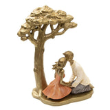 Pareja Besándose bajo árbol  - XL-61090