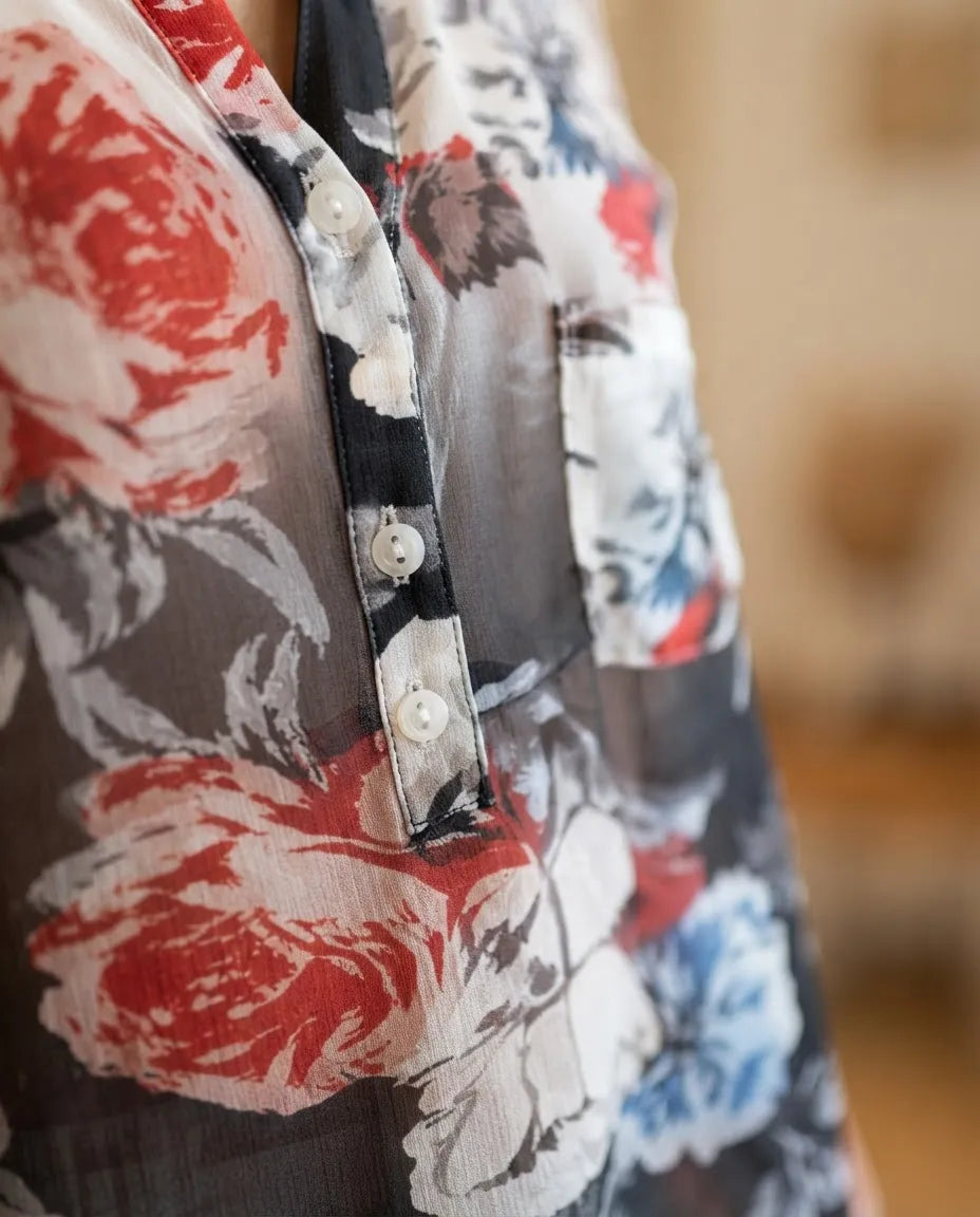 Blusa Negra Floreada