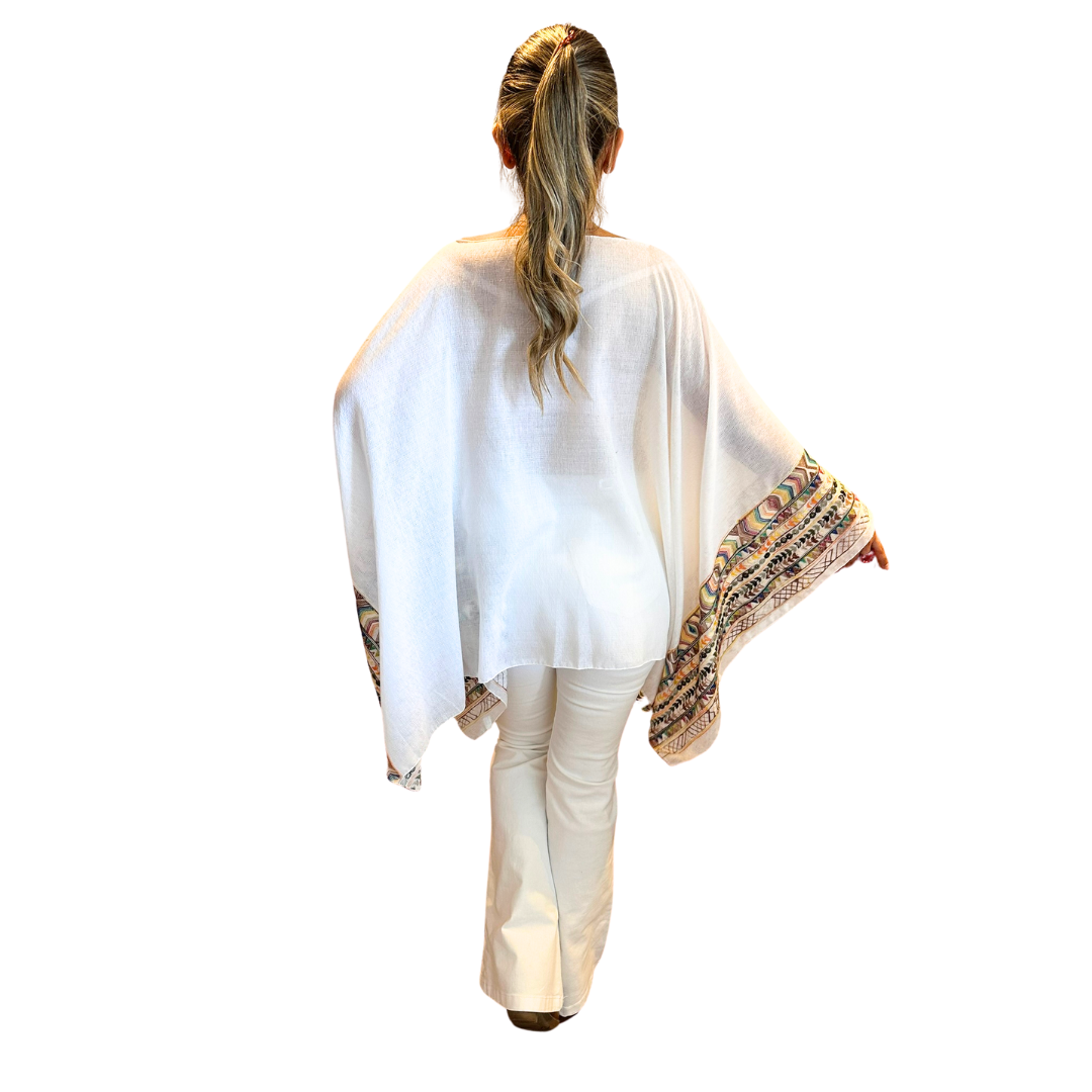 Poncho Bordado 47200-17 - Blanco