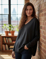 Sweater Oversize Mujer Cuello V Manga Larga - Negro